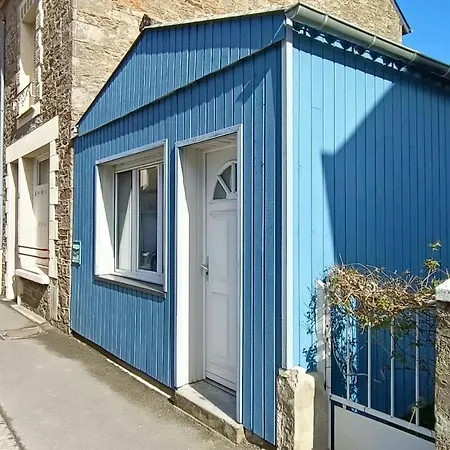 Le Petit Bleu Holiday home *